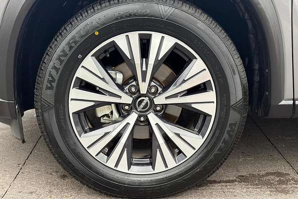 2024 Nissan X-TRAIL ST-L T33