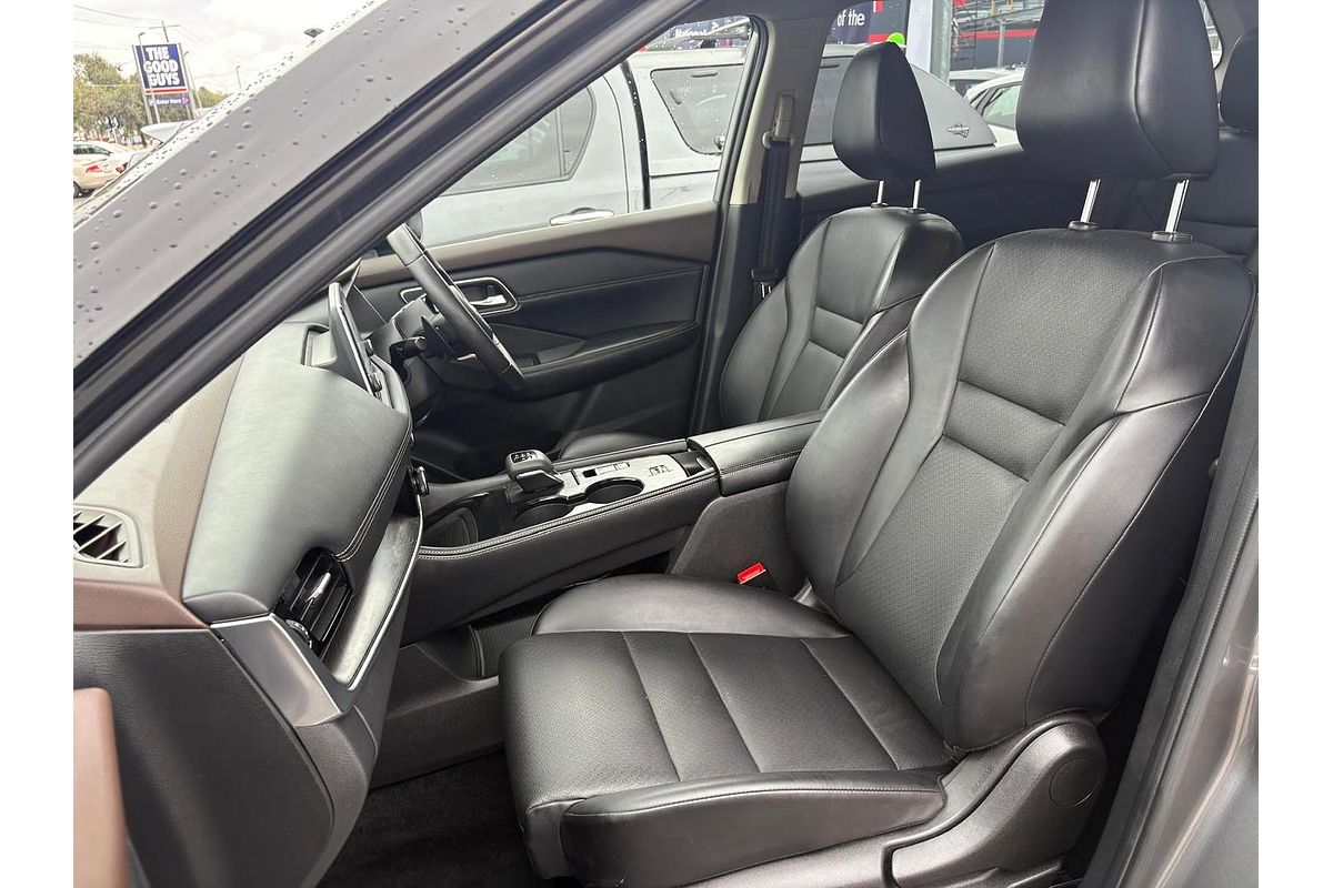 2024 Nissan X-TRAIL ST-L T33
