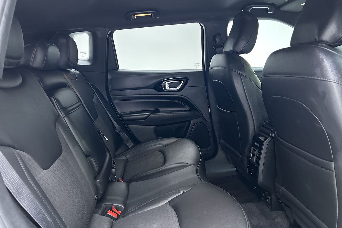 2022 Jeep Compass Night Eagle M6