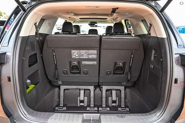 2025 Kia Carnival GT-Line KA4 PE