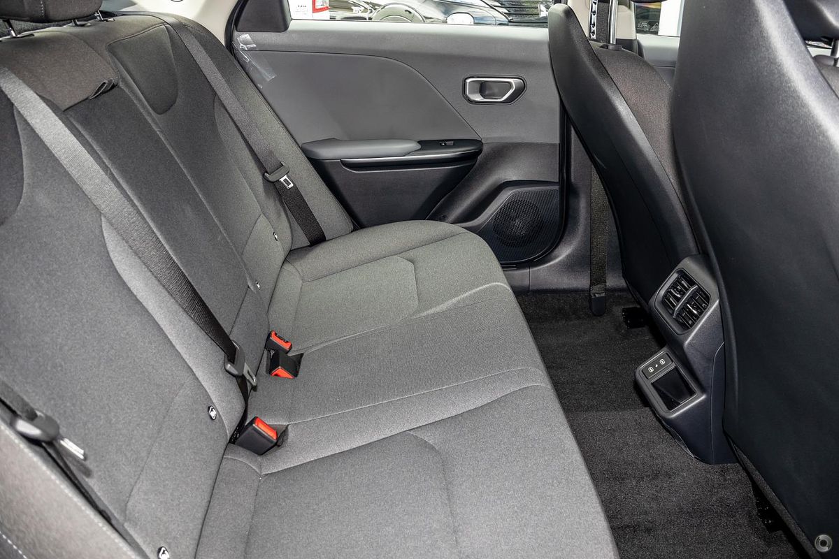 2025 Kia K4 Sport CL4m