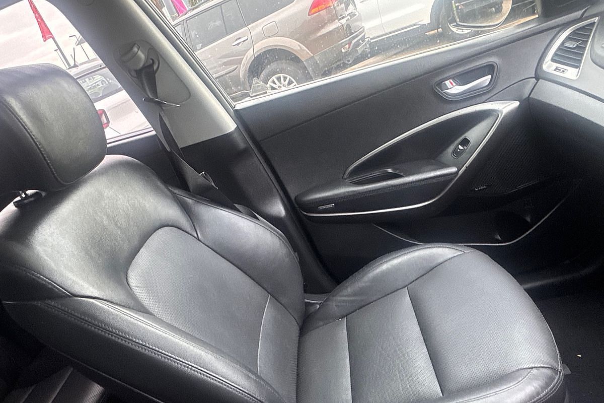2016 Hyundai Santa Fe Elite DM3 Series II