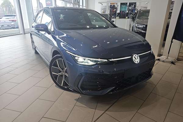 2025 Volkswagen Golf 110TSI R-Line 8.5