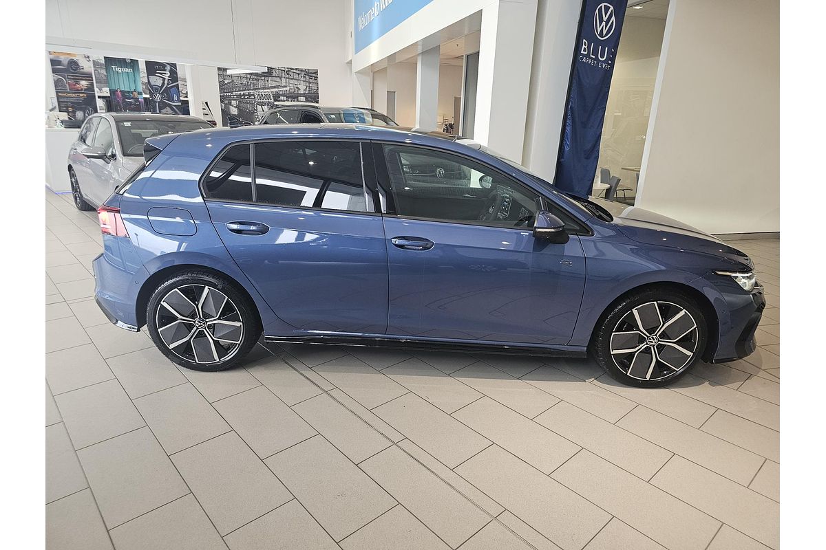 2025 Volkswagen Golf 110TSI R-Line 8.5