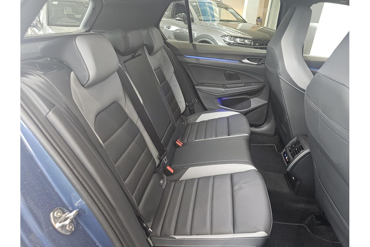 2025 Volkswagen Golf 110TSI R-Line 8.5