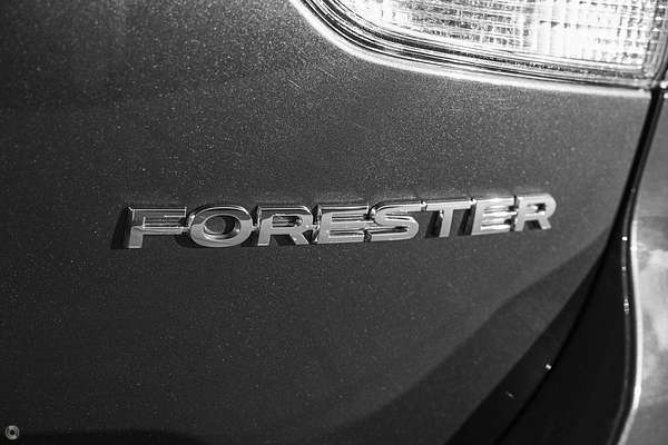 2025 Subaru Forester 2.5i S5