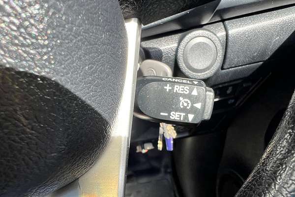 2015 Toyota Hilux Workmate GUN122R Rear Wheel Drive