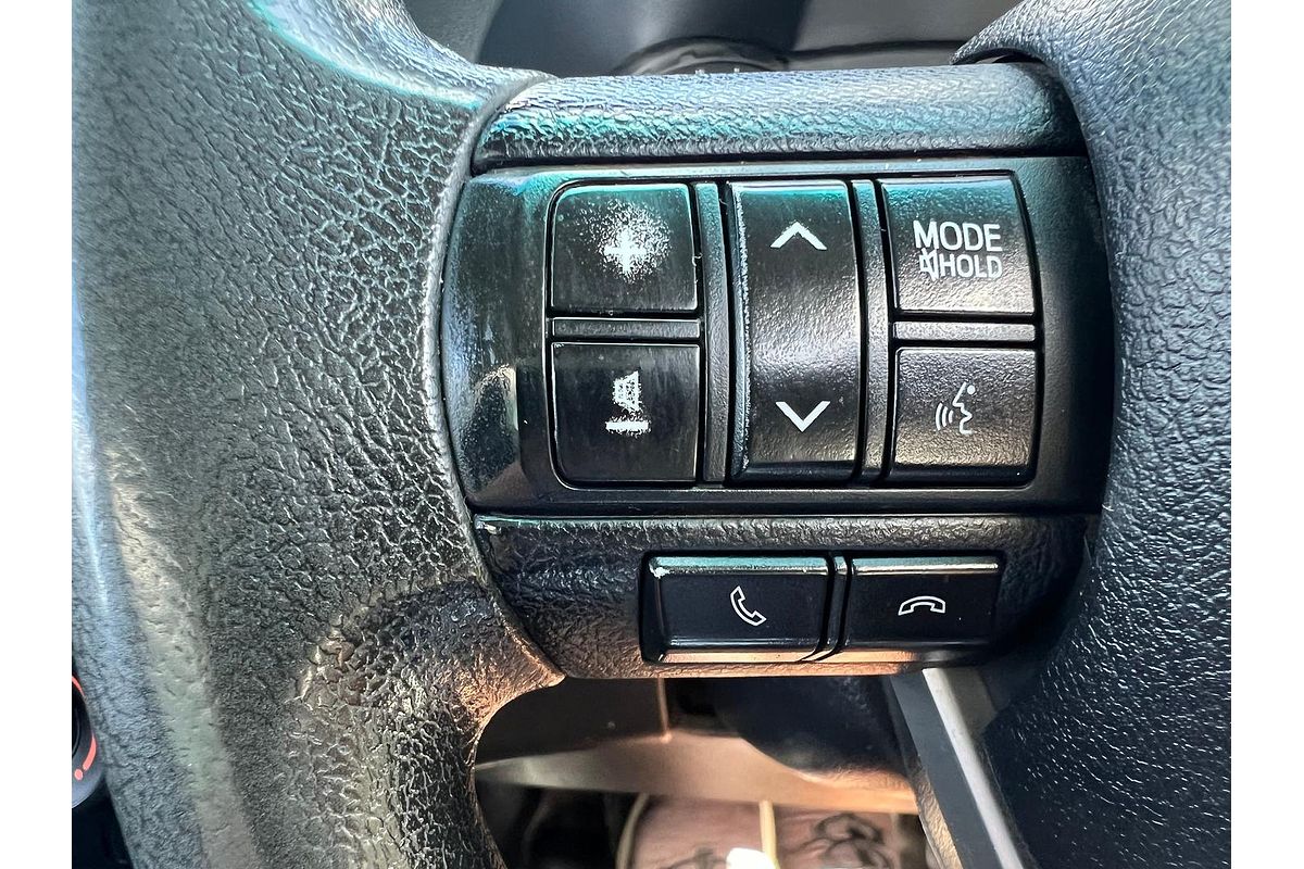 2015 Toyota Hilux Workmate GUN122R Rear Wheel Drive
