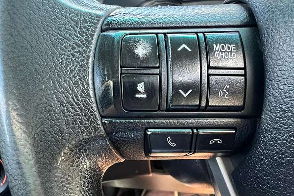 2015 Toyota Hilux Workmate GUN122R Rear Wheel Drive