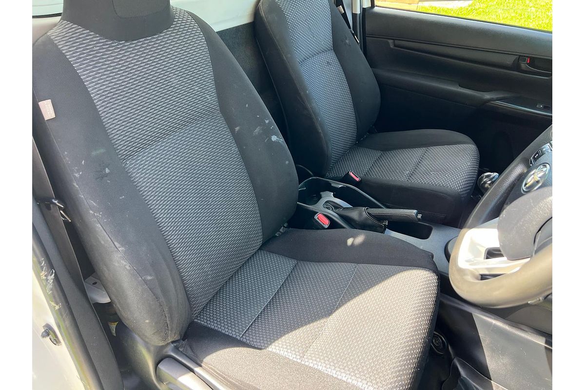 2015 Toyota Hilux Workmate GUN122R Rear Wheel Drive
