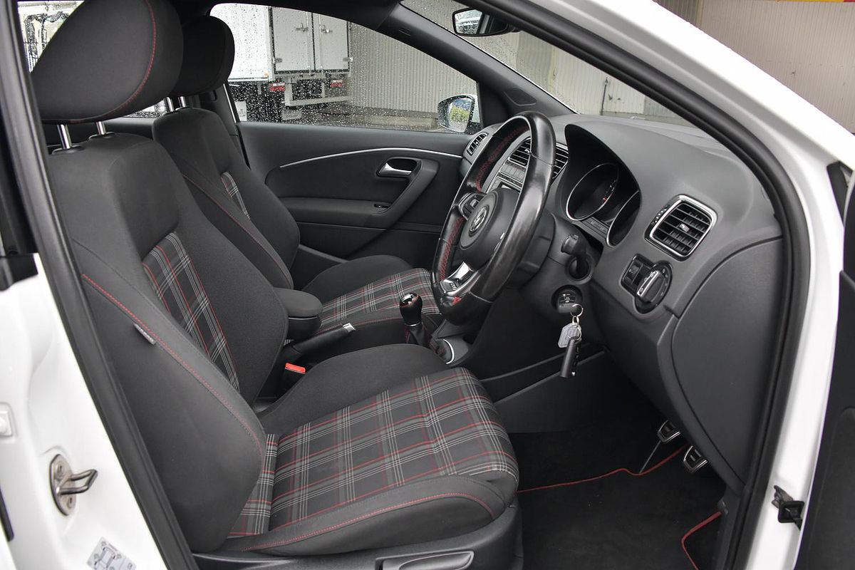 2015 Volkswagen Polo GTI 6R