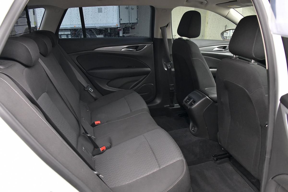 2018 Holden Commodore LT ZB