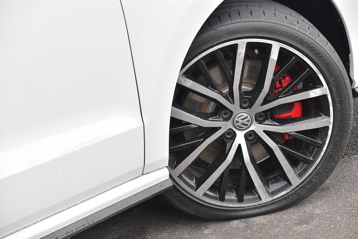 2015 Volkswagen Polo GTI 6R