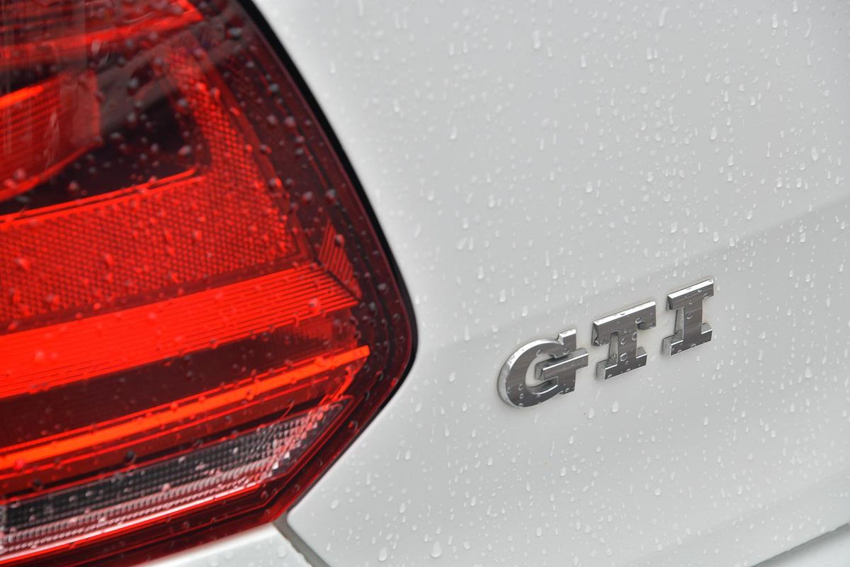 2015 Volkswagen Polo GTI 6R