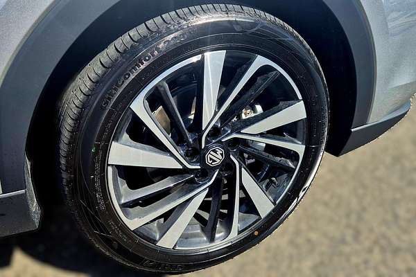 2025 MG ZS Essence ZS32