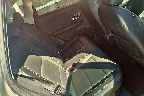 2025 MG ZS Essence ZS32