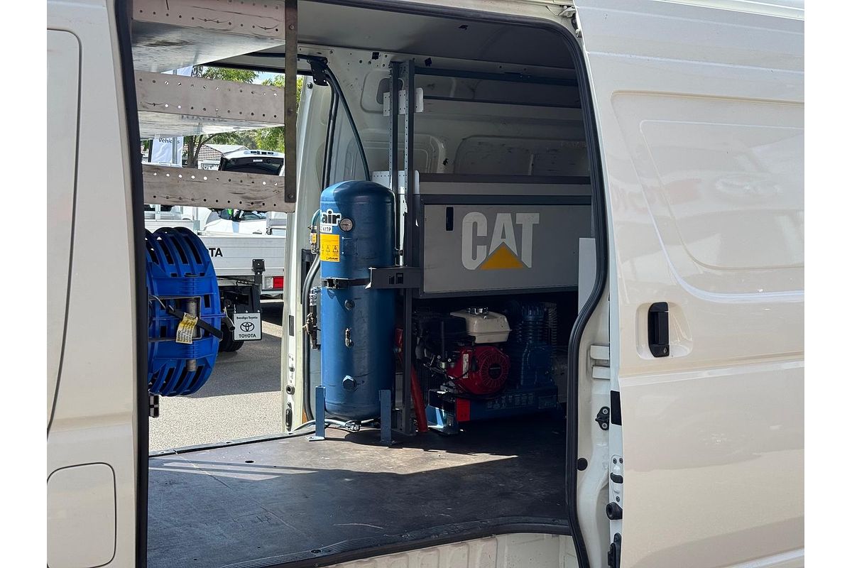 2016 Toyota Hiace KDH221R
