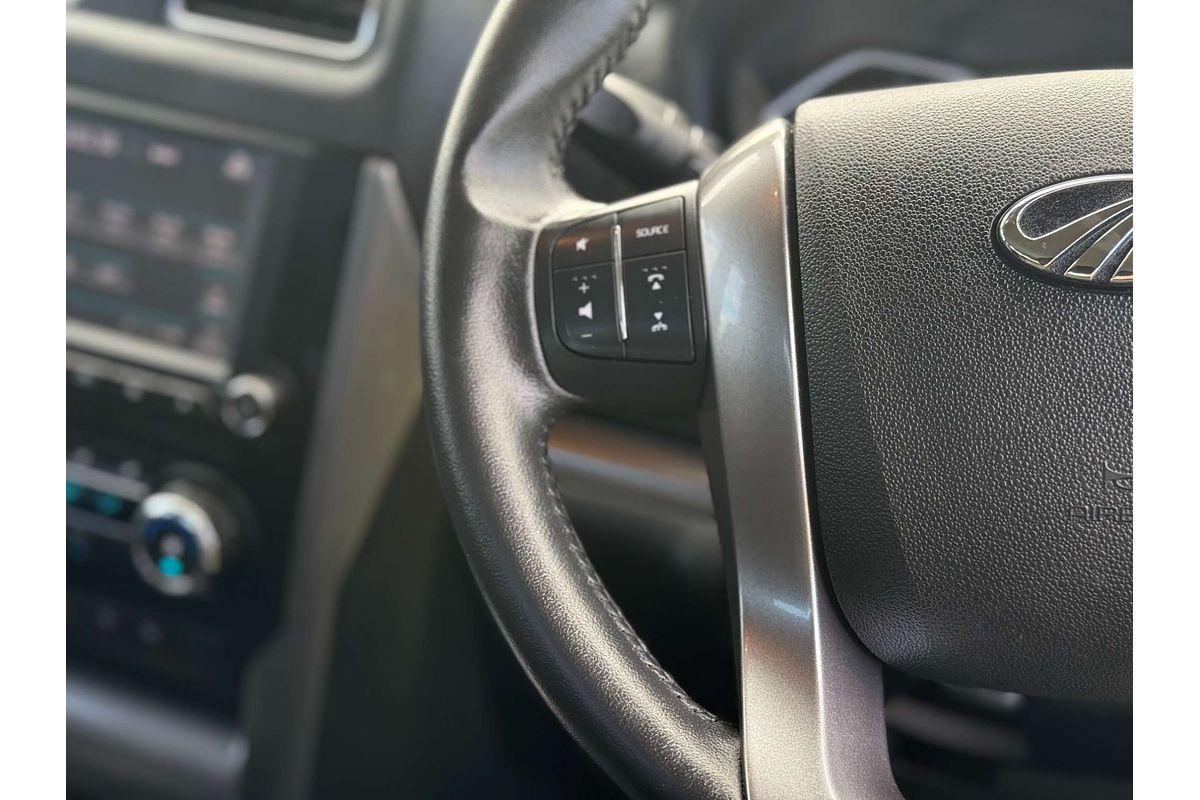 2022 Mahindra PIK-UP S11 4X4