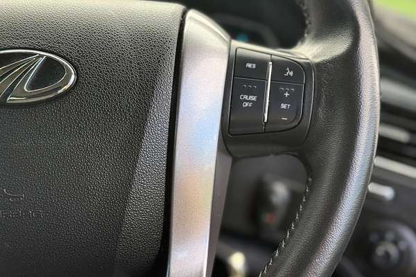 2022 Mahindra PIK-UP S11 4X4