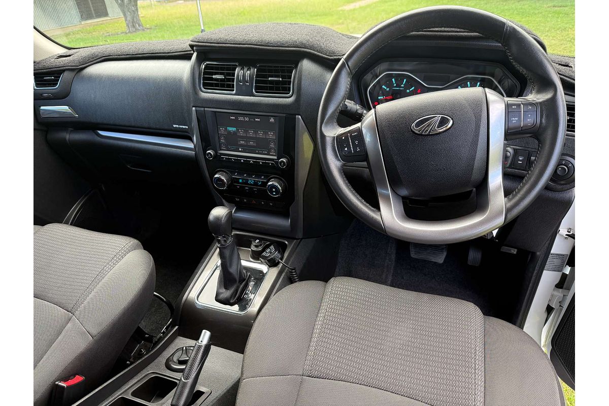 2022 Mahindra PIK-UP S11 4X4