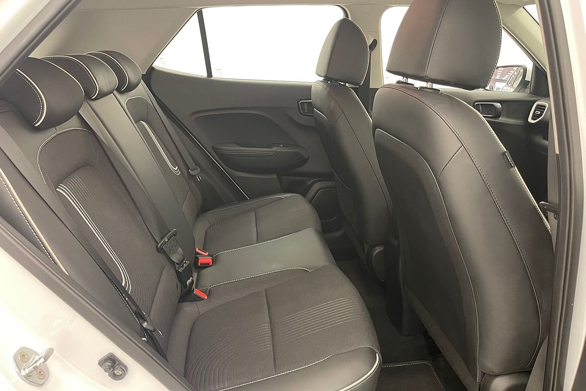 2020 HYUNDAI VENUE ACTIVE 6 SP AUTOMATIC 4D WAGON 4CYL 