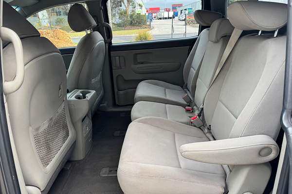 2015 Kia Carnival S YP