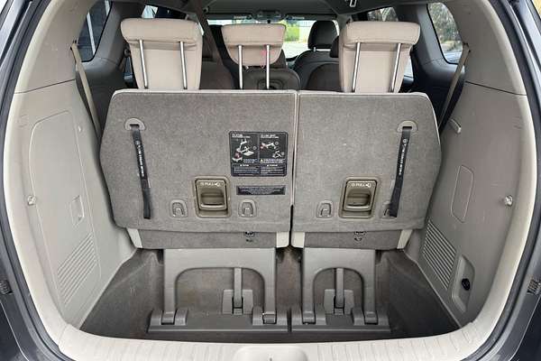 2015 Kia Carnival S YP