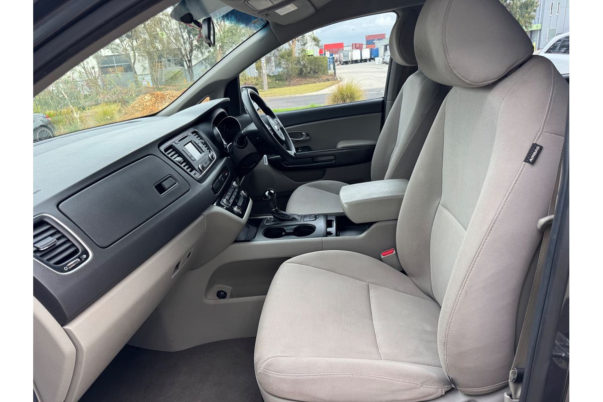 2015 Kia Carnival S YP