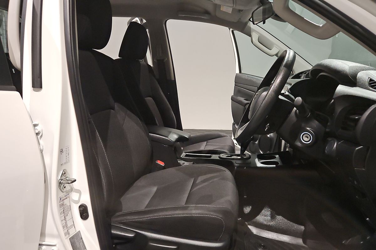 2021 Toyota Hilux SR GUN126R 4X4