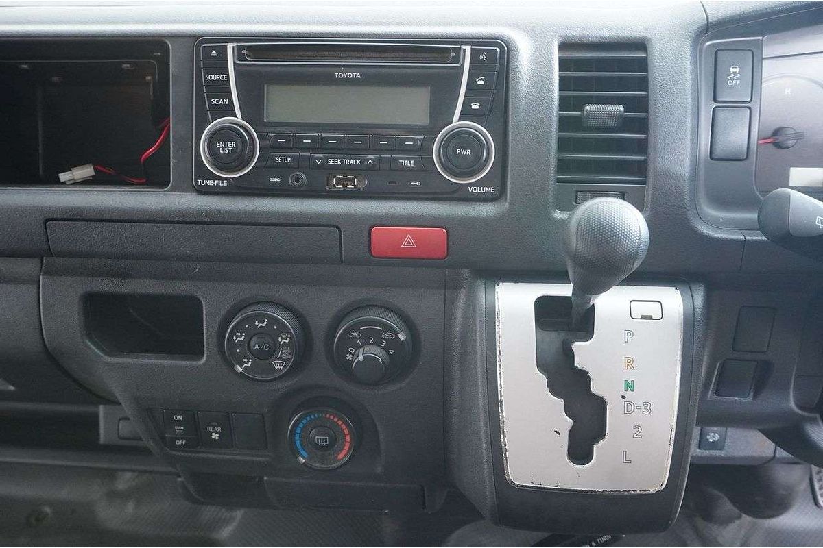 2016 Toyota Hiace Commuter KDH223R