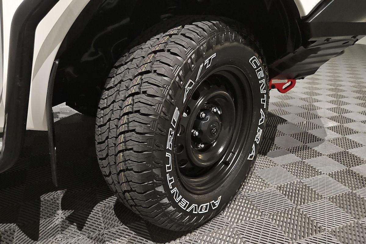 2021 Toyota Hilux SR GUN126R 4X4