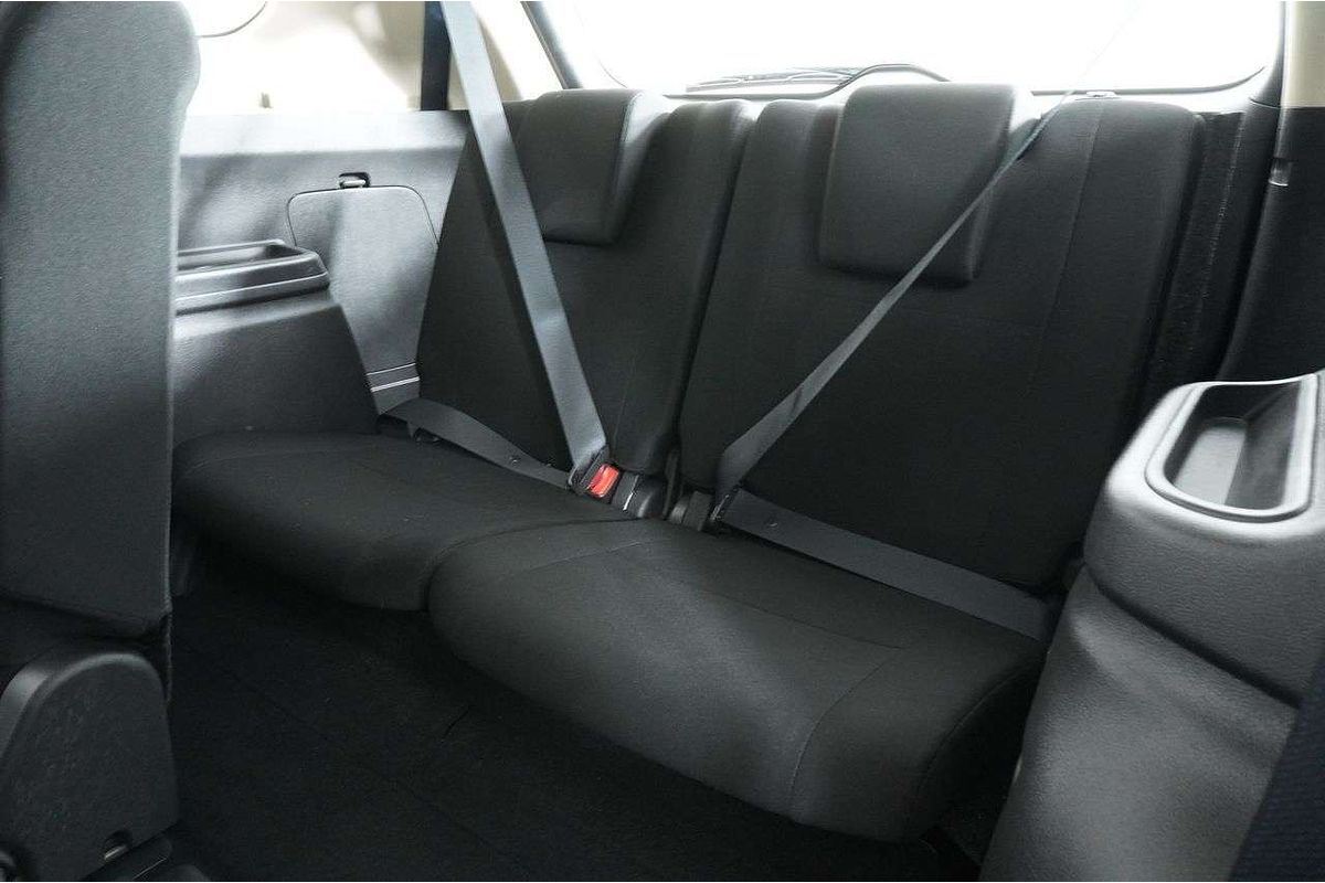 2020 Mitsubishi OUTLANDER ES 7 SEAT (AWD) ZL MY20