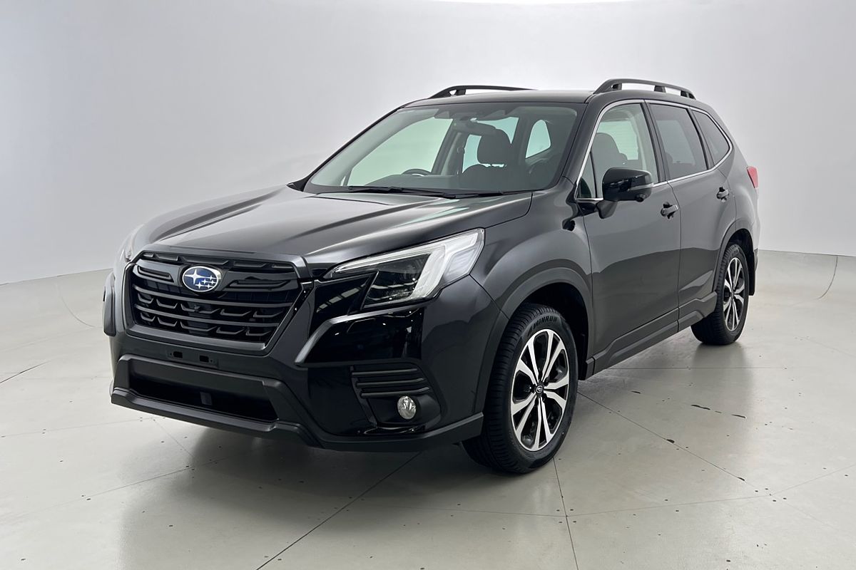 2022 Subaru Forester 2.5i Premium S5