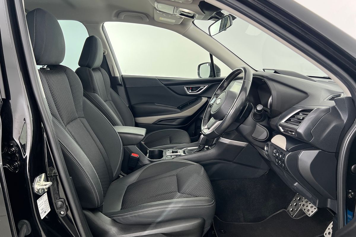 2022 Subaru Forester 2.5i Premium S5