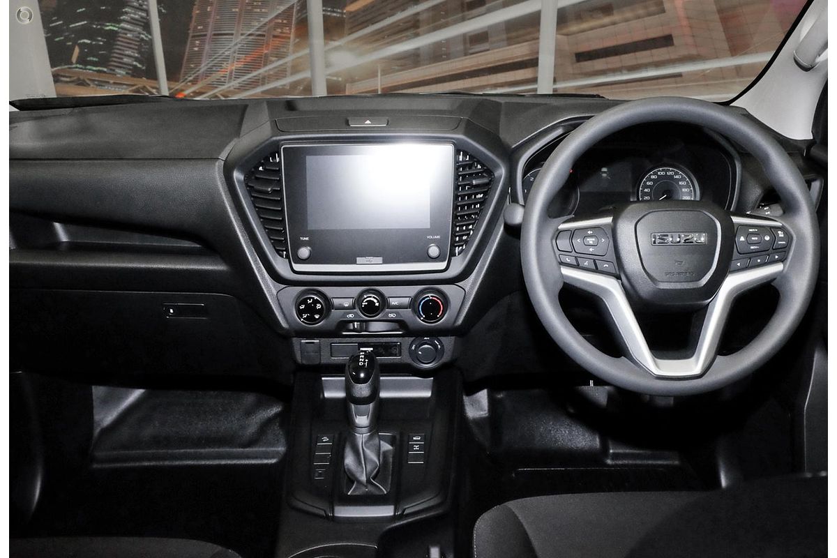 2025 Isuzu D-MAX SX 4X4