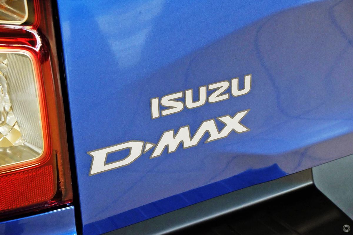 2025 Isuzu D-MAX SX 4X4