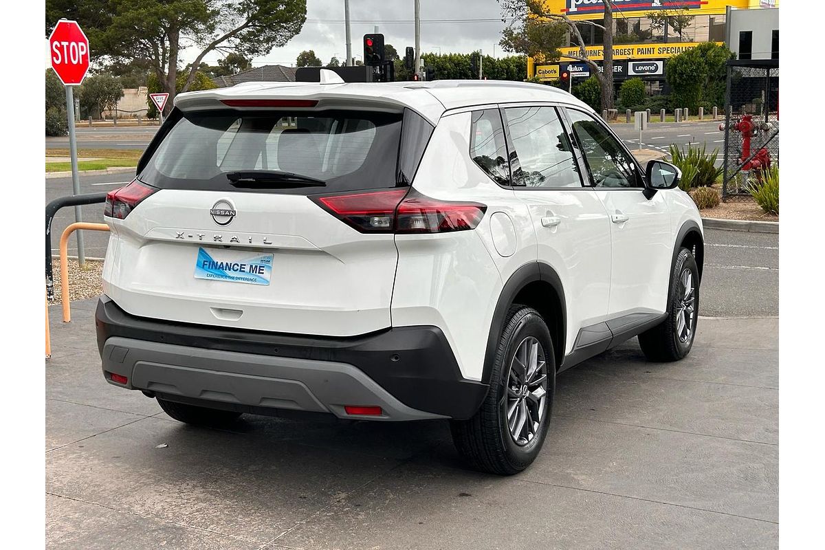 2024 Nissan X-TRAIL ST T33