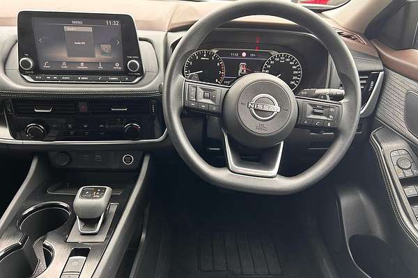 2024 Nissan X-TRAIL ST T33