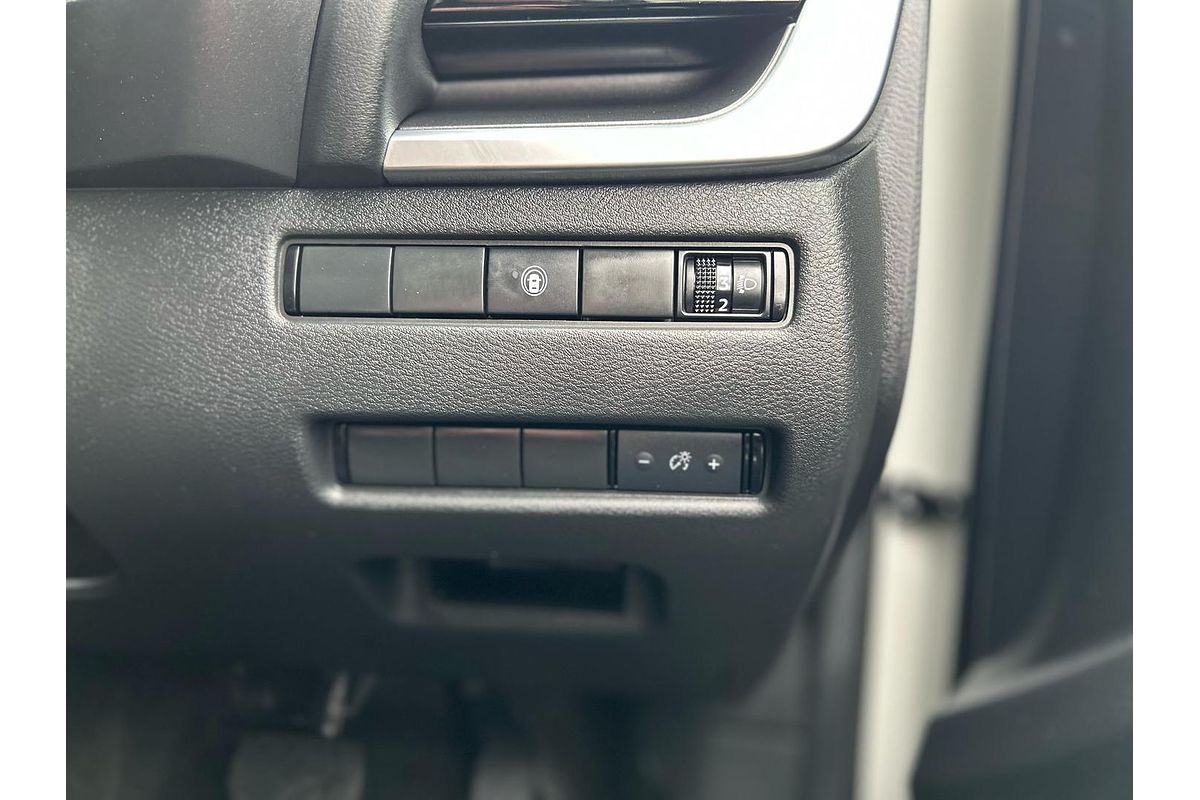 2024 Nissan X-TRAIL ST T33
