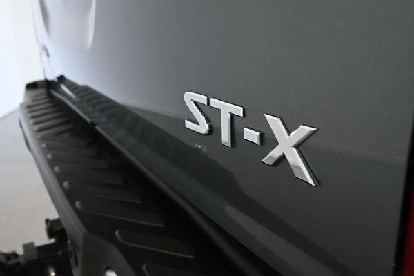 2020 Nissan Navara ST-X D23 Series 4 4X4