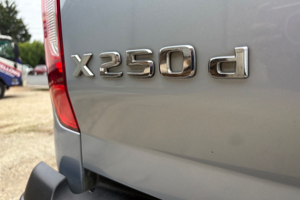 2020 Mercedes-Benz X-Class X250d Pure 470 4X4