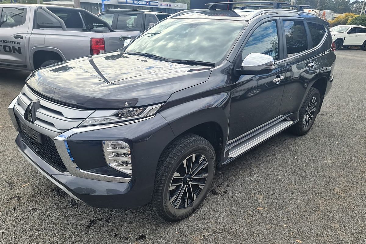 2022 Mitsubishi Pajero Sport GLS QF