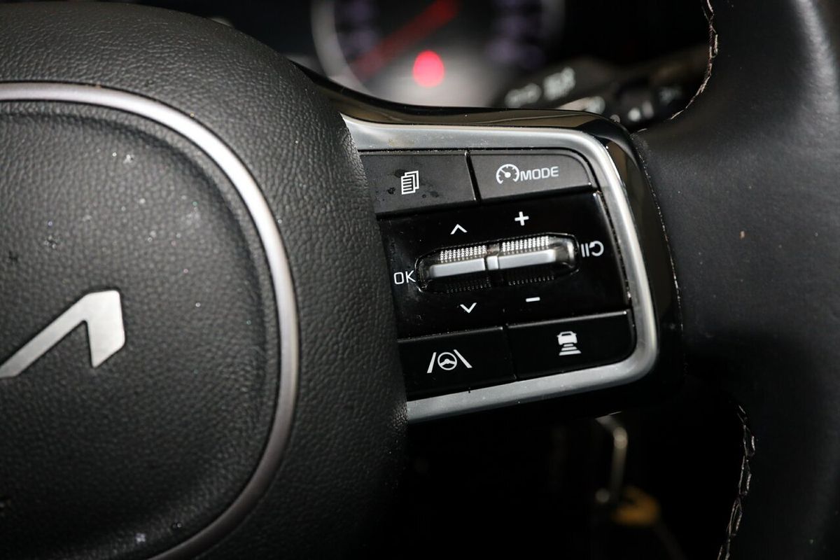 2023 Kia Sorento Sport MQ4