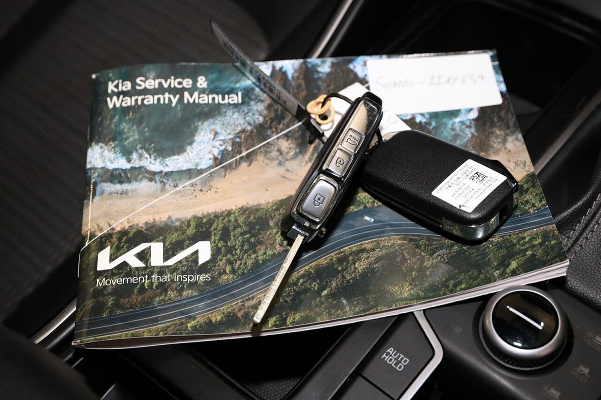 2023 Kia Sorento Sport MQ4