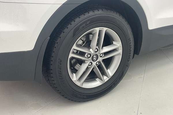 2016 Hyundai Santa Fe Active DM3 Series II