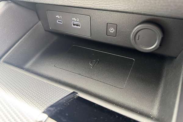 2024 Mitsubishi Outlander Exceed ZM