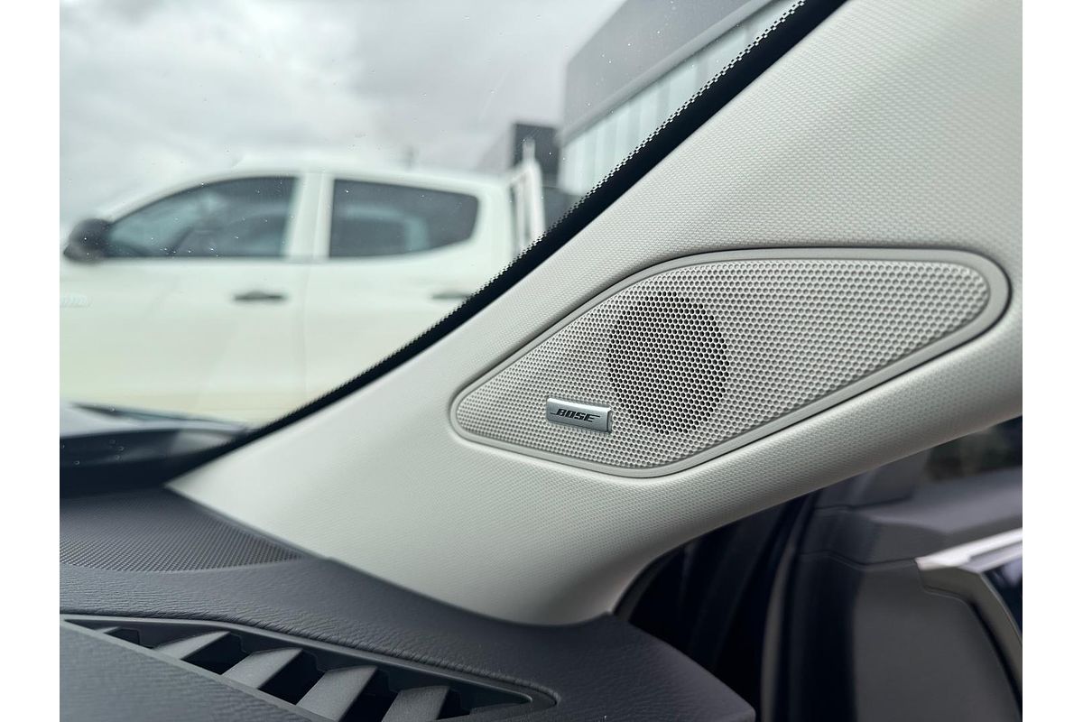 2024 Mitsubishi Outlander Exceed ZM