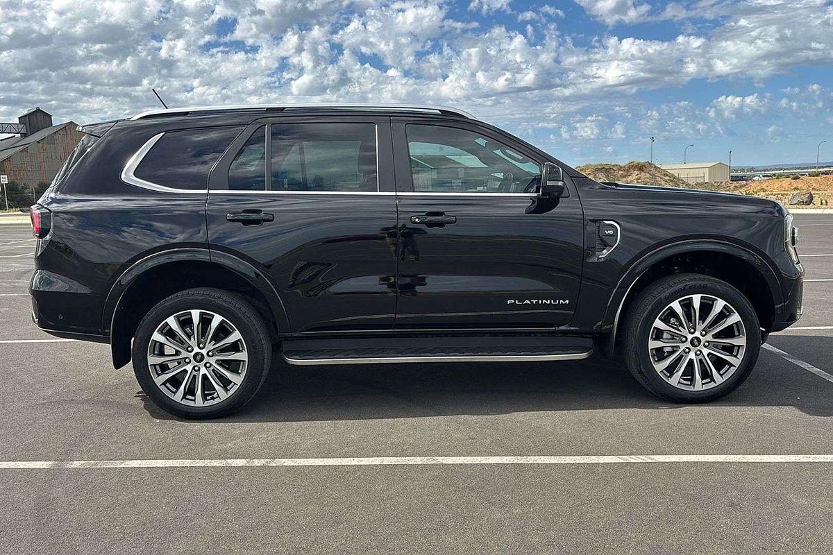 2024 Ford Everest Platinum