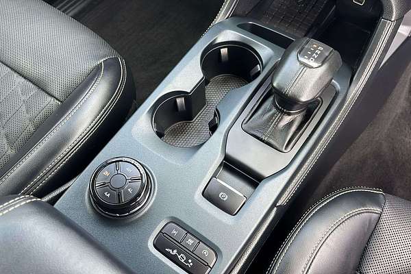 2024 Ford Everest Platinum