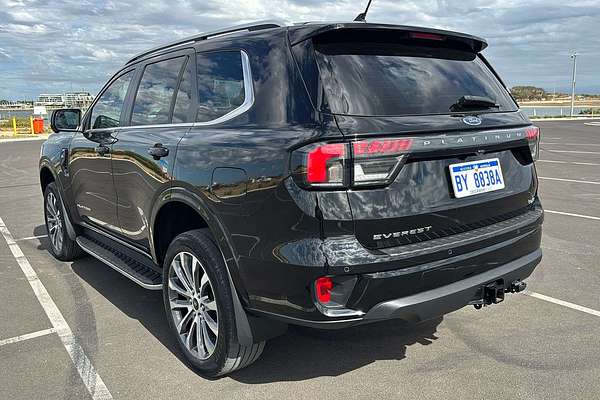 2024 Ford Everest Platinum